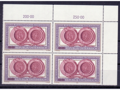WD1702